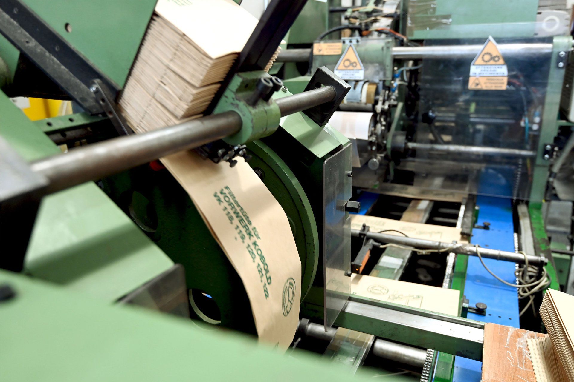 Produzione di sacchi per aspirapolvere