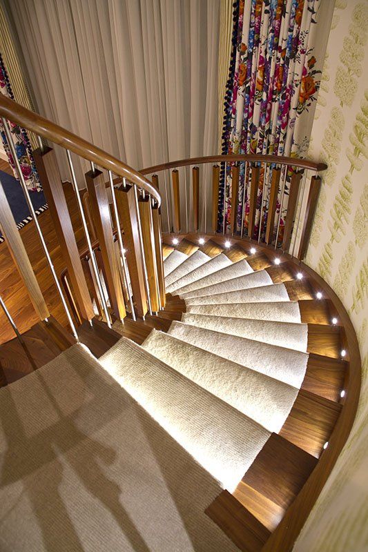 Carpeted curved staircase