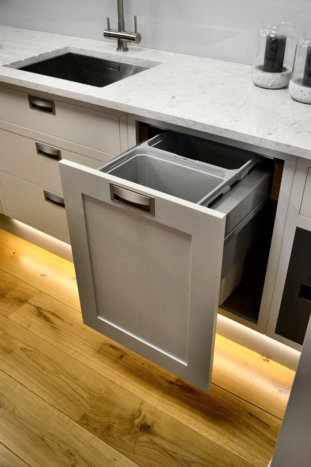 Sutton recycling bin