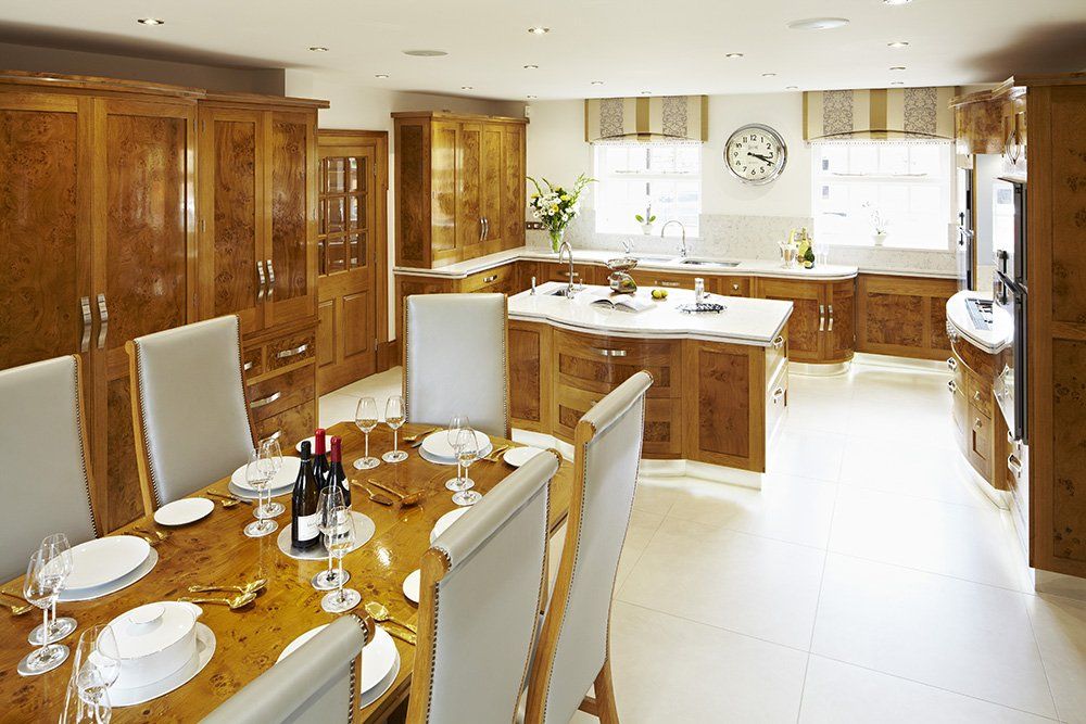 Burr Oak Bespoke dining