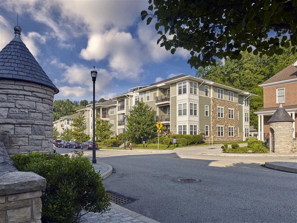 Community entrance photo, alternate angle 2