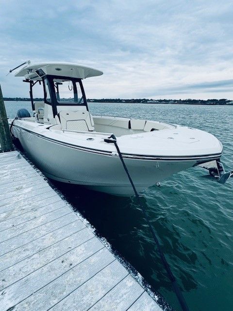 Elegant White Boat — Murrells Inlet, SC — Diamond Nautical