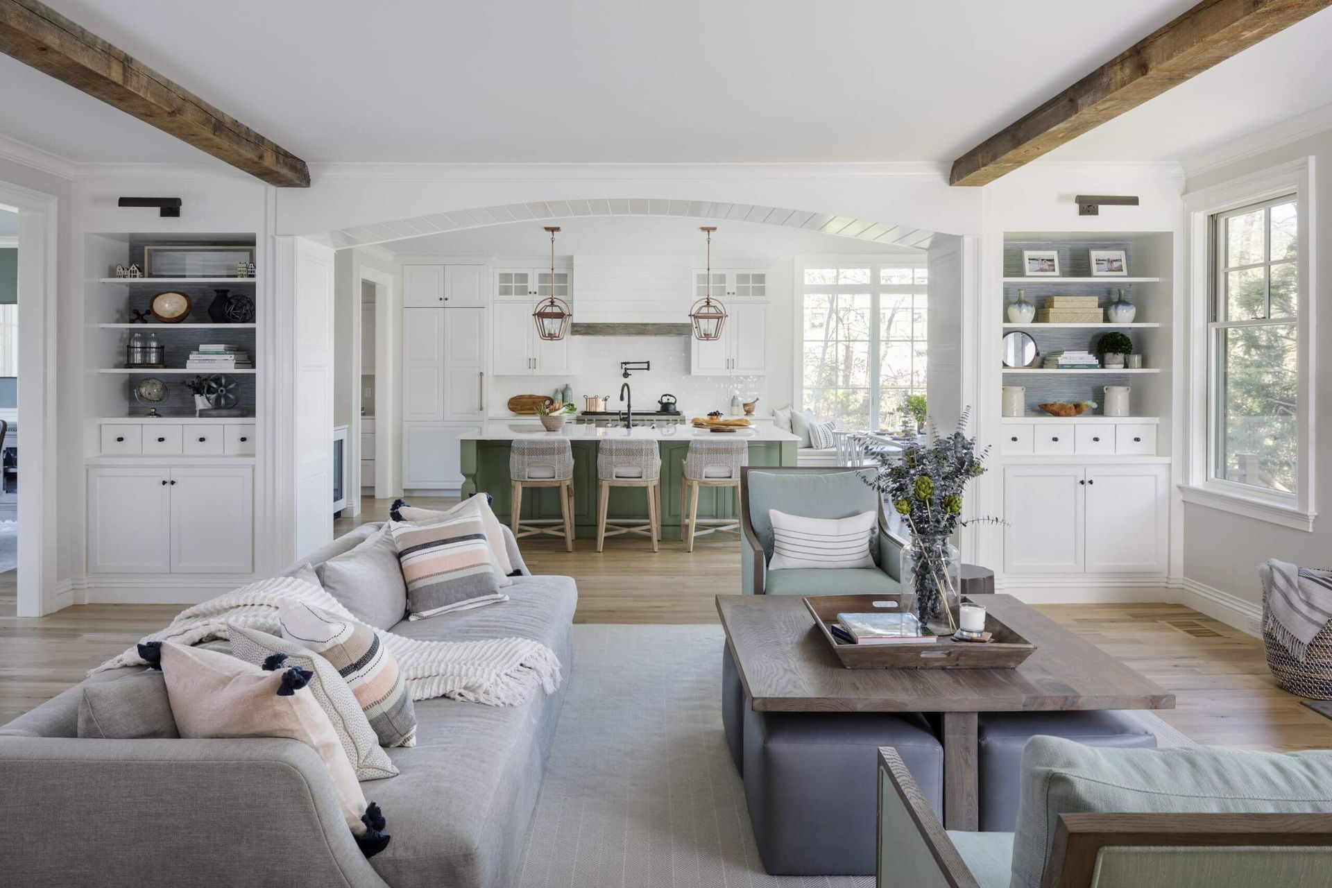 LUXURY CUSTOM HOME CONSTRUCTION