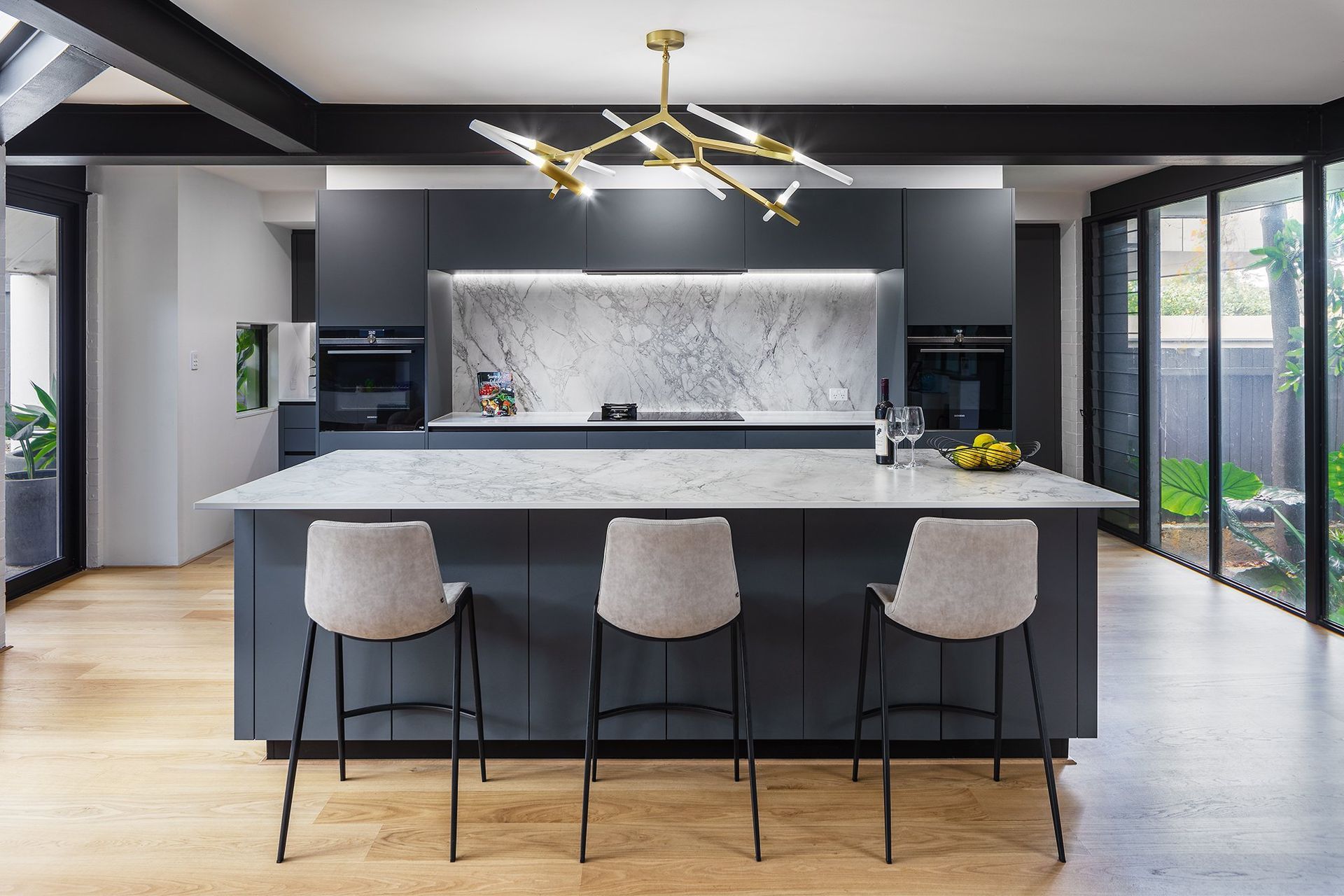 Bathroom
cabinets
bathroom luxury
luxury
Boston
Boston bathroom trends
Luxury bathroom
Luxury trends
Smart Bathroom Technology
Freestanding soaking tubs
centerpiece
High-end bathroom