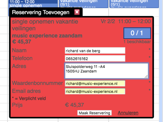 Een scherm toont een reservering voor een muziekervaring