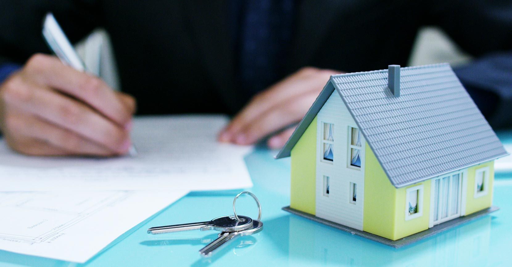 Sofinsa S.A. de C.V. persona firmando contrato