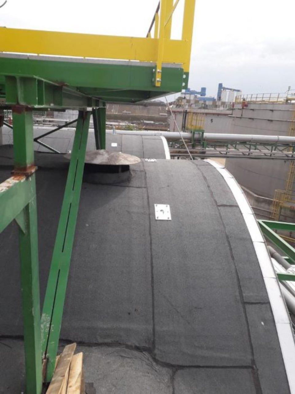 sistema anticaduta linea vita con guaina