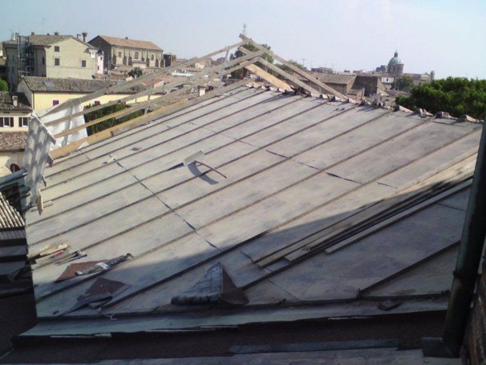 restauro tetto di Basilica di San Vitale