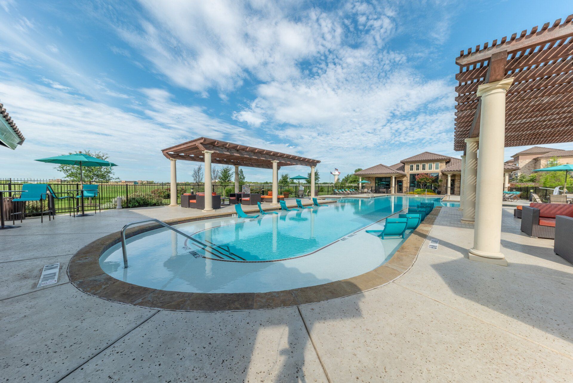 Swimming Pool | Evolv