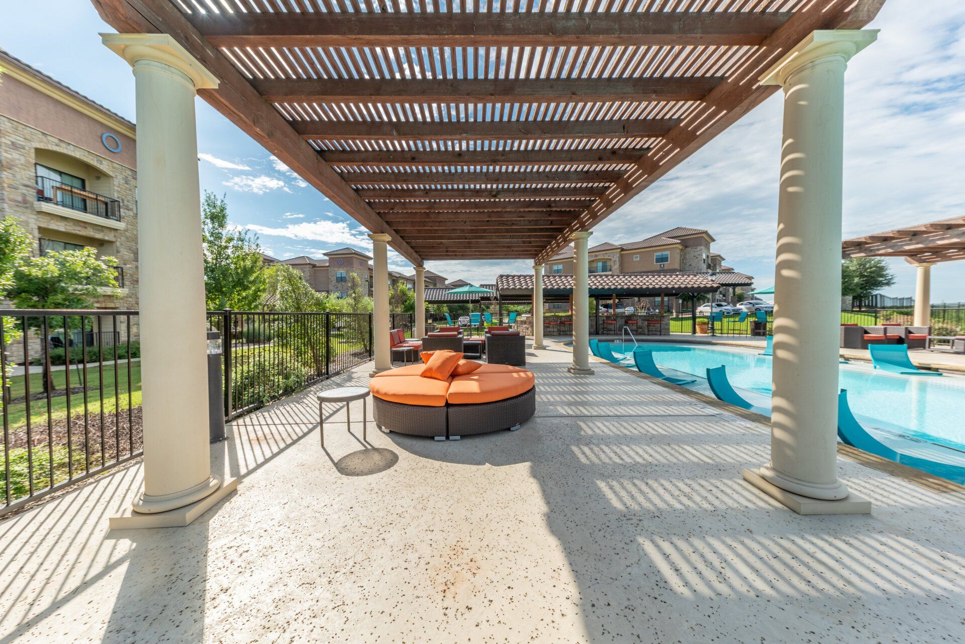 Poolside Lounge Area | Evolv