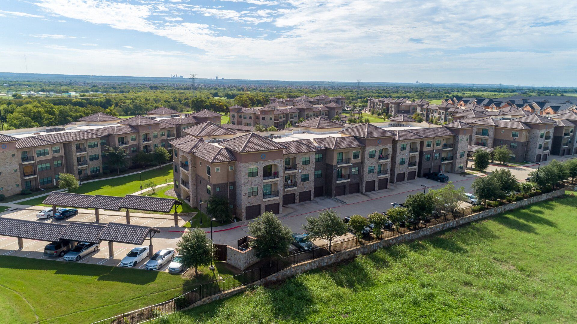 Community Exterior | Evolv