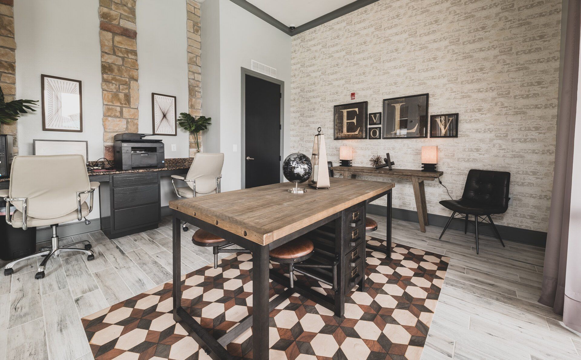 Business Center | Evolv