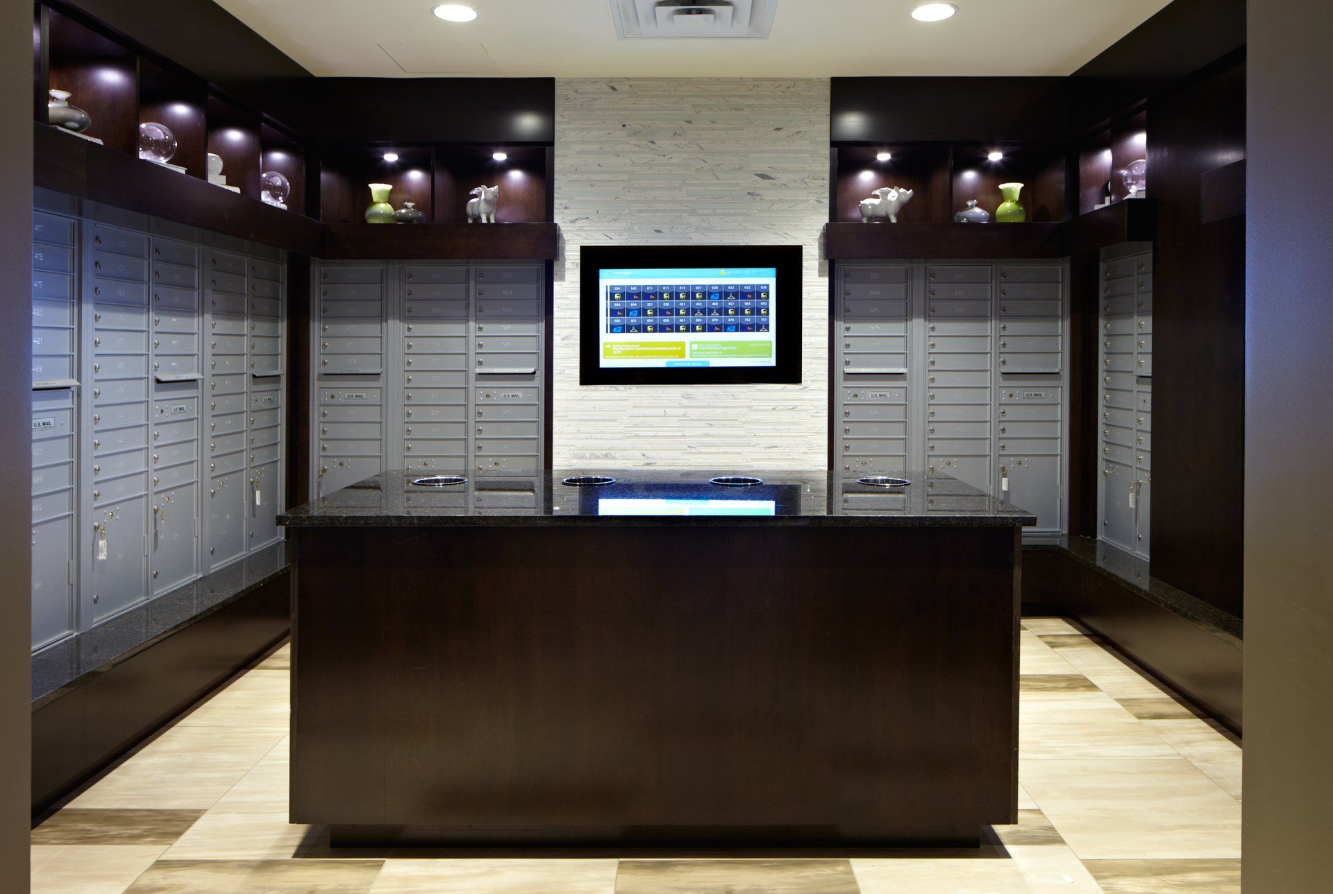 Mailroom | 222 Hennepin