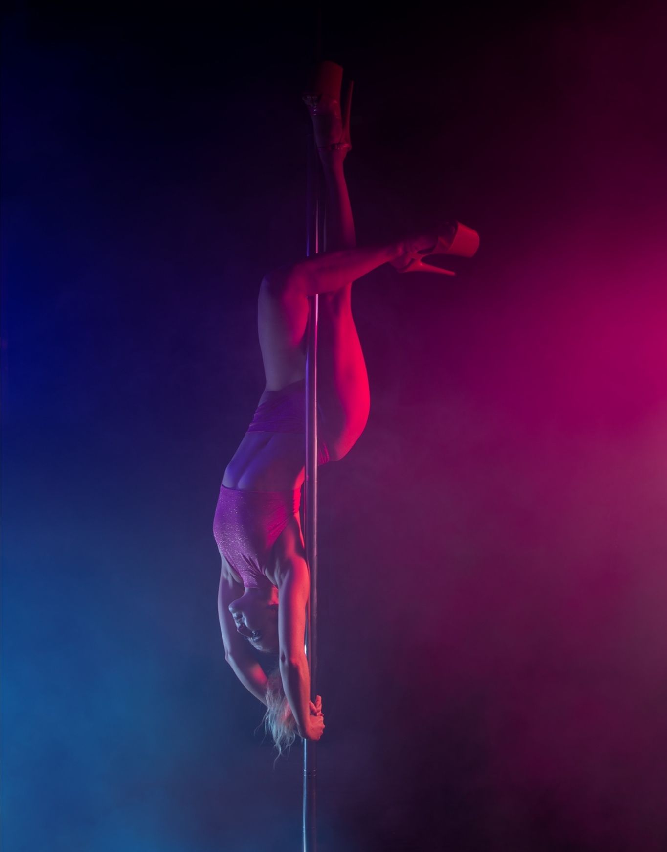 Book Private Pole Lessons With Lucy At Pole Twisters