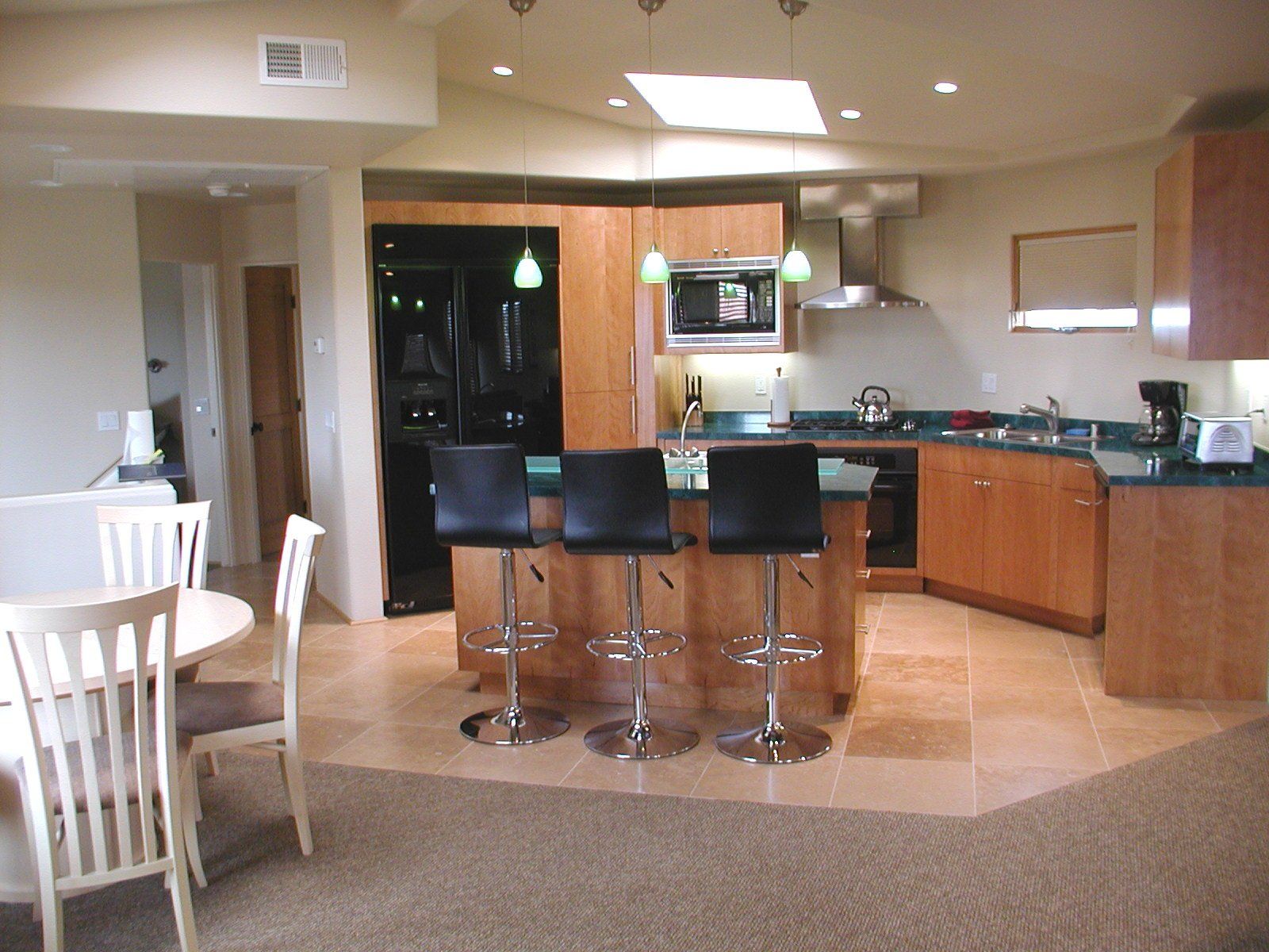 741 Brighton Court twin beds