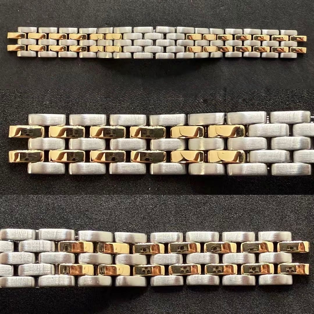 Una composizione verticale di tre sezioni di un bracciale per orologio a cinque maglie, bicolore argento e oro.