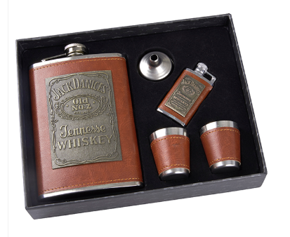 מארז פלסק וכוסות מעור