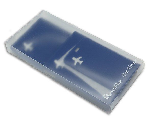 נרתיקים לדרכון לכרטיסי הטיסה ותג מזוודה