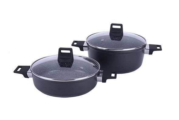 סירים בגדלים שונים