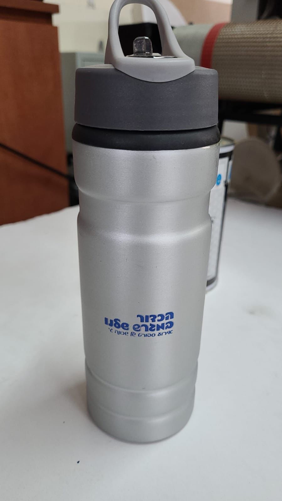 בקבוק מותג בצבע אחד