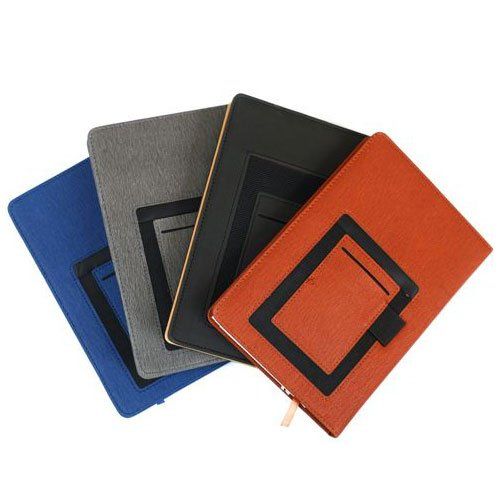 מחברת עם כיס לכרטיס ביקור ונייד