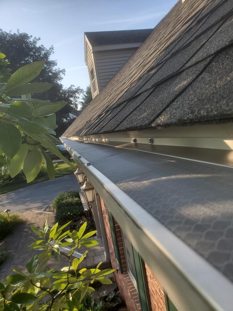 Long View Of Gutter With Gutter Guard Screen – Lititz, PA – Trailside Spouting, LLC