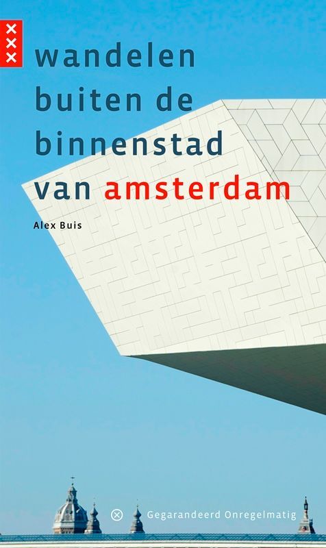 Wandelen buiten de binnenstad van Amsterdam