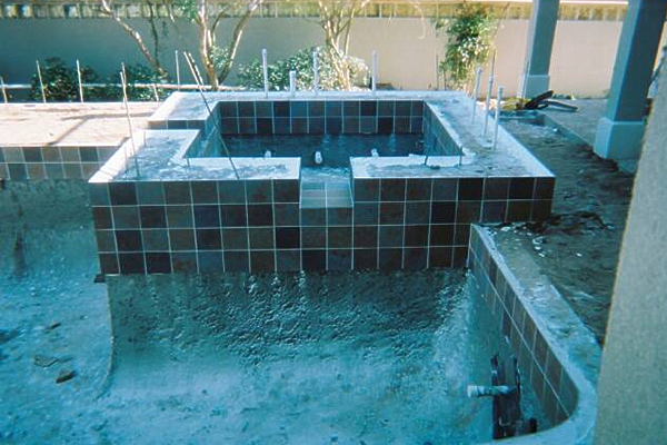 pool tiling