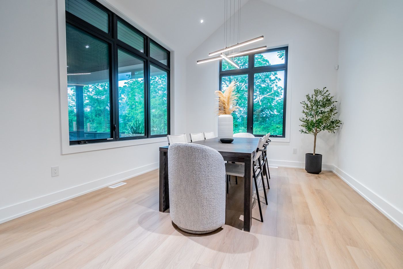 commercial electrician