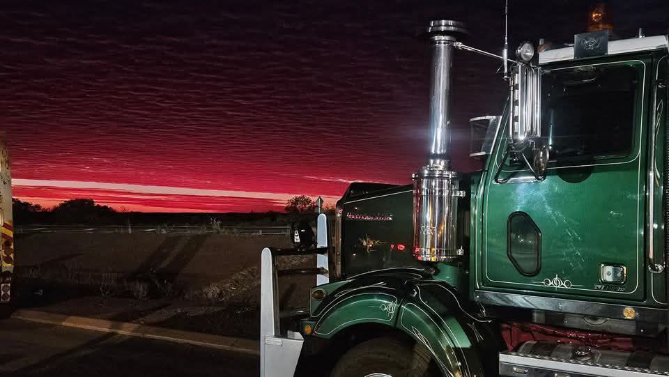 Pilot and escort vehicle management