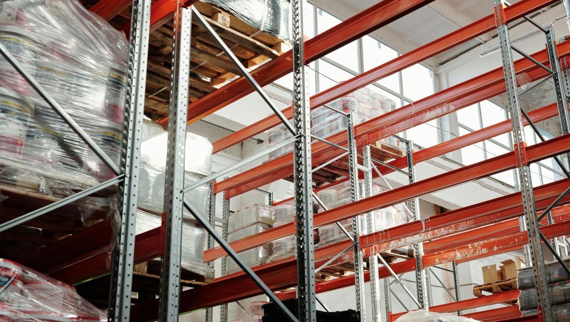 A warehouse filled with lots of shelves and boxes.