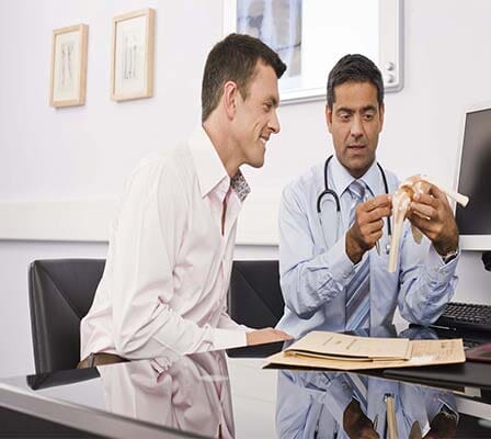 DR. ORLANDO ALFREDO VELÁSQUEZ MARTÍNEZ