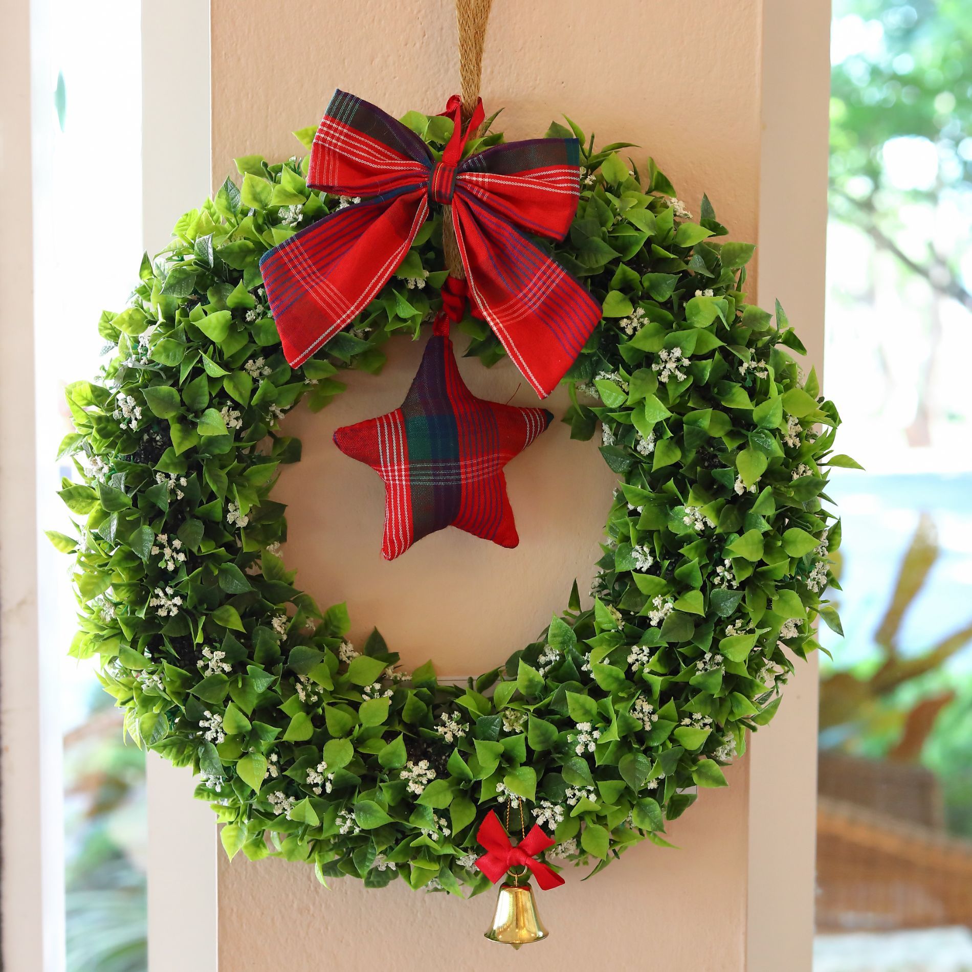 ghirlanda per decorare le porte