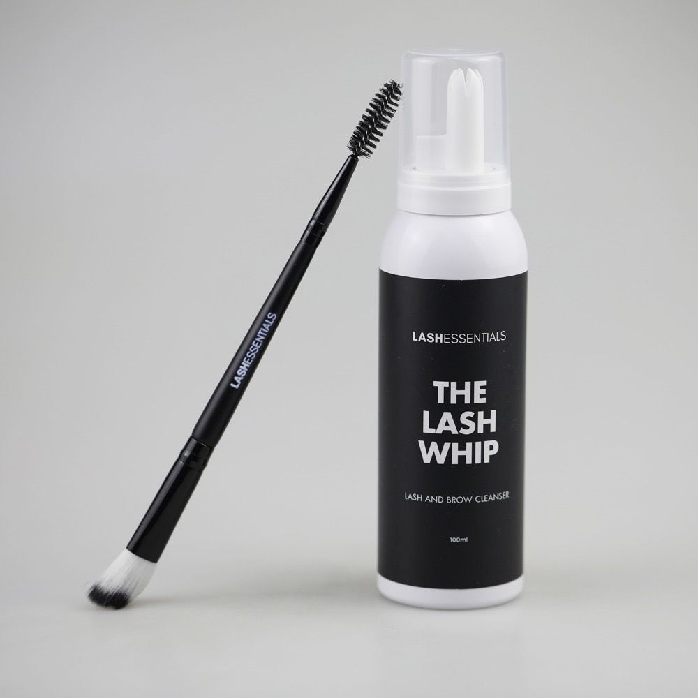 Lash Cleansing Brush