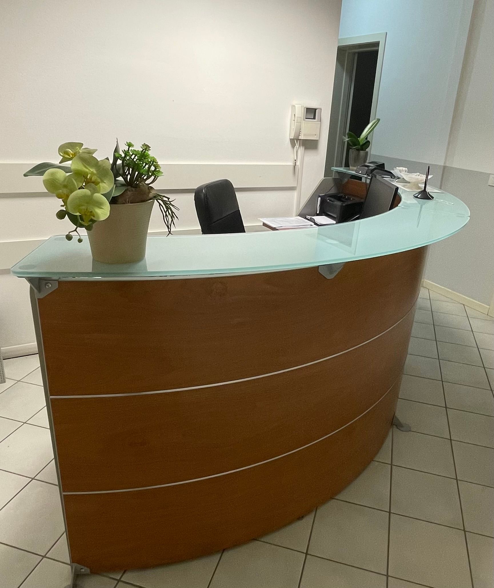 Azeta Servizi Srl - Reception