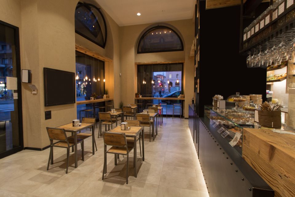 Tavolini con struttura in metallo