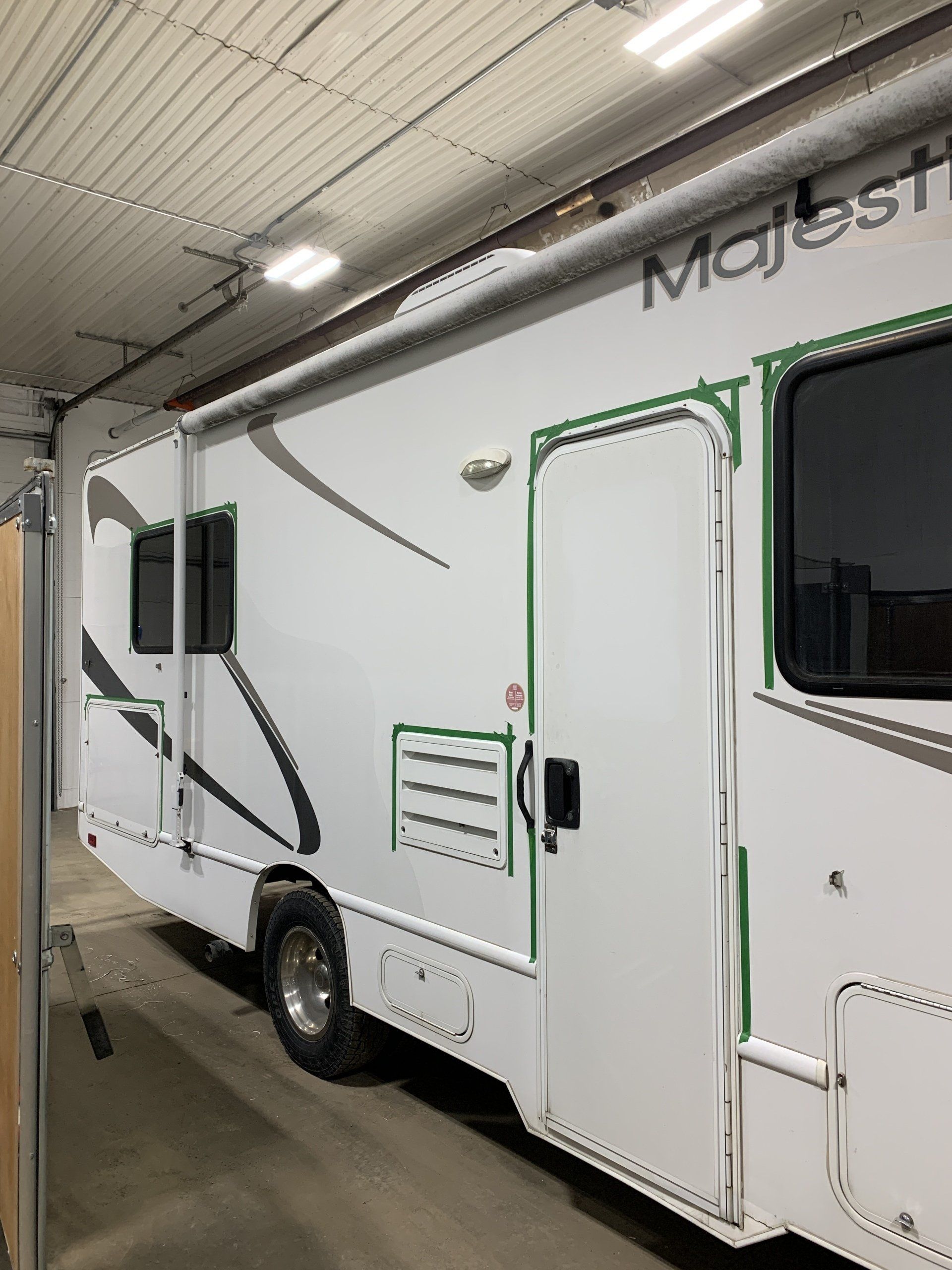 RV Roof Repair Service