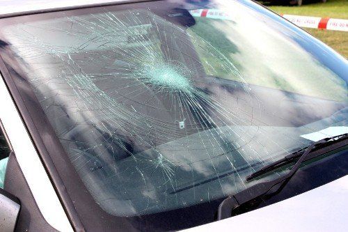 Spider cracked windscreen