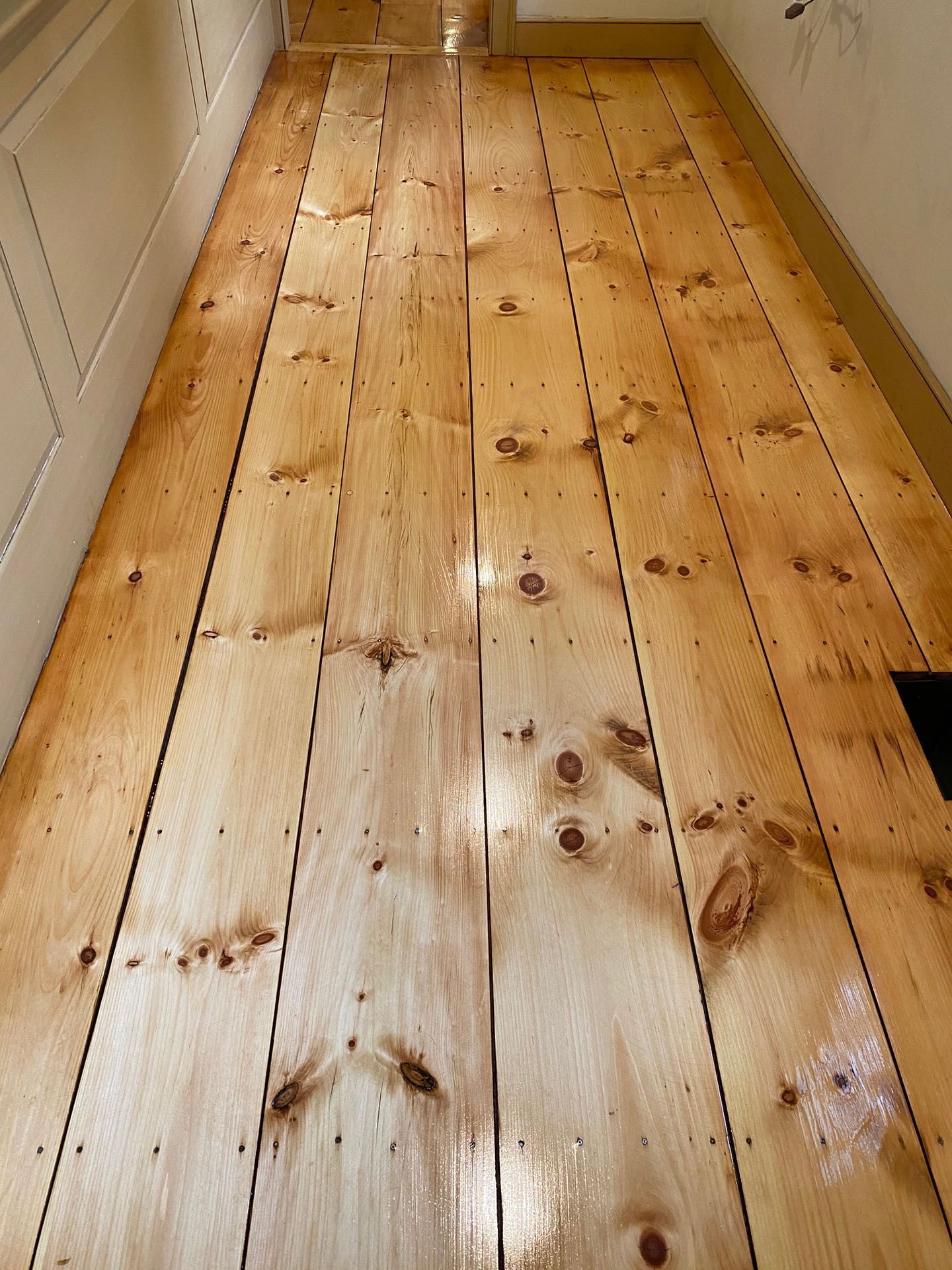 plank flooring 26