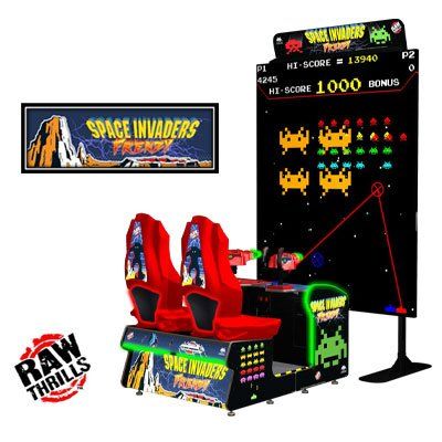 Giant Space Invaders  - Raw Thrills