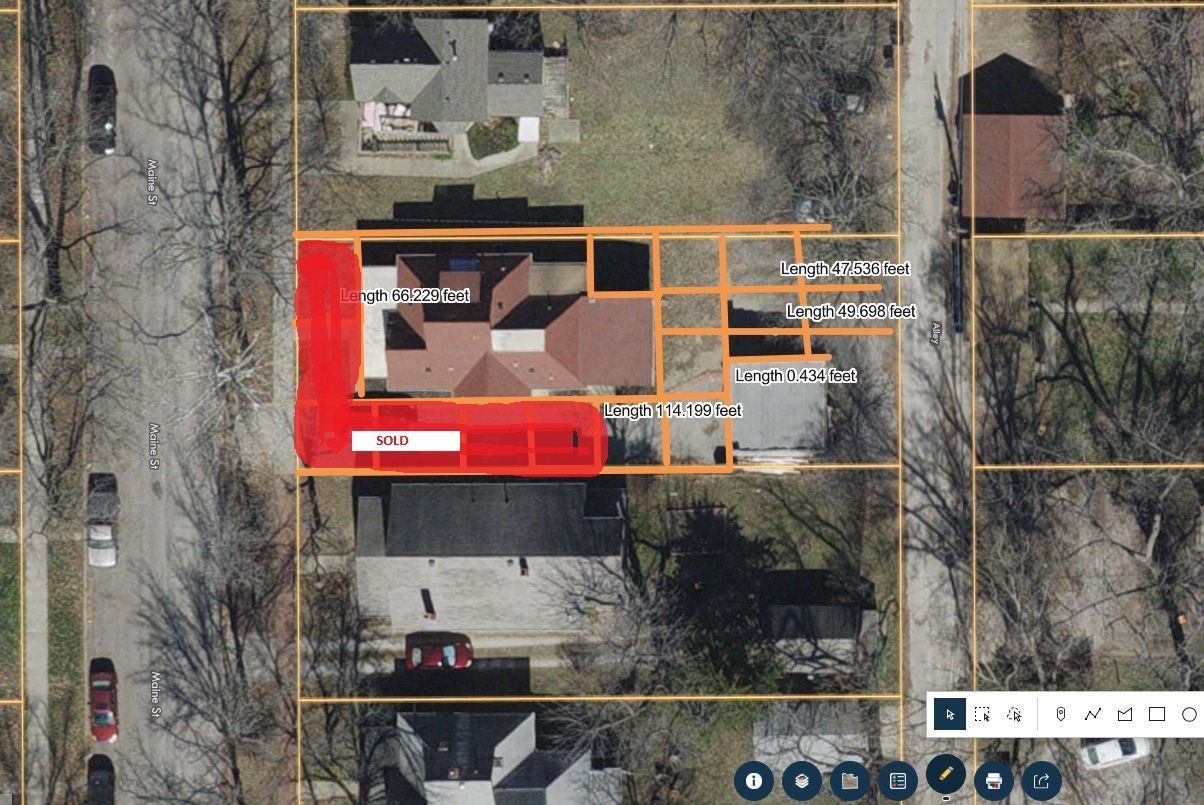 932 Maine layout