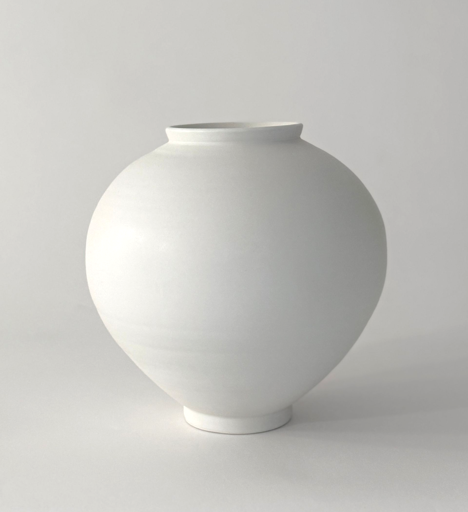 DAL HANG-ARI Moon Jar No.16