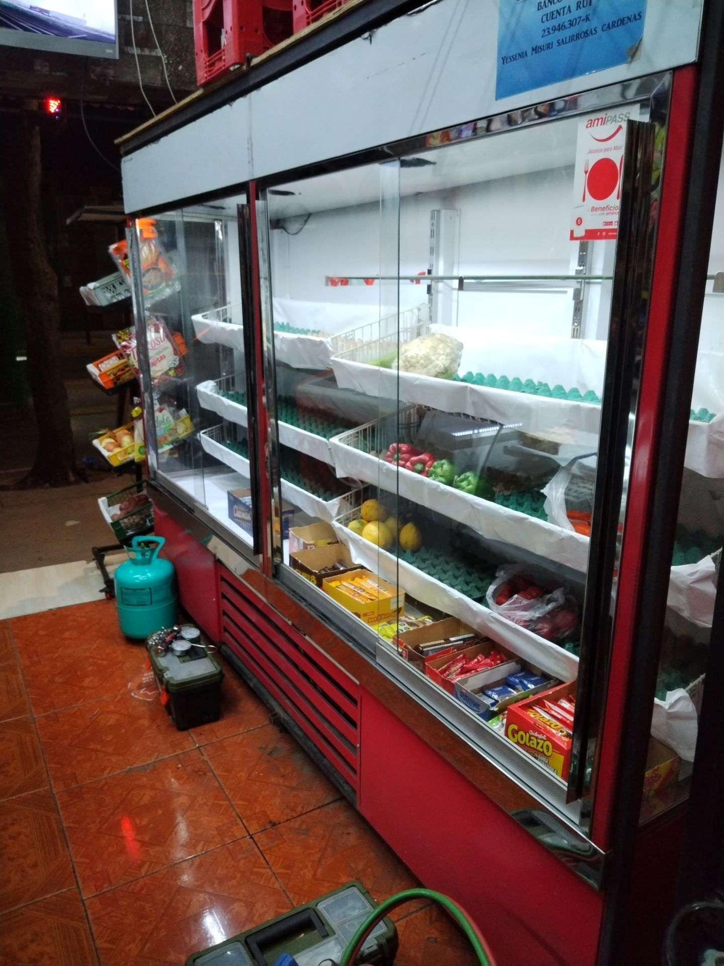 mantenimiento de neveras industriales chiller vitrinas de refrigeración