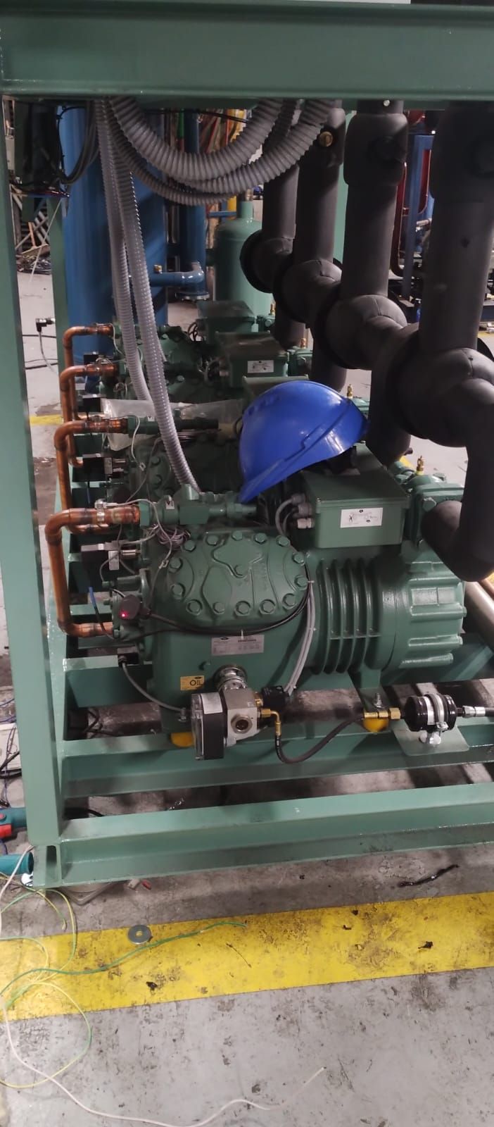 mantenimiento de neveras industriales chiller vitrinas de refrigeración