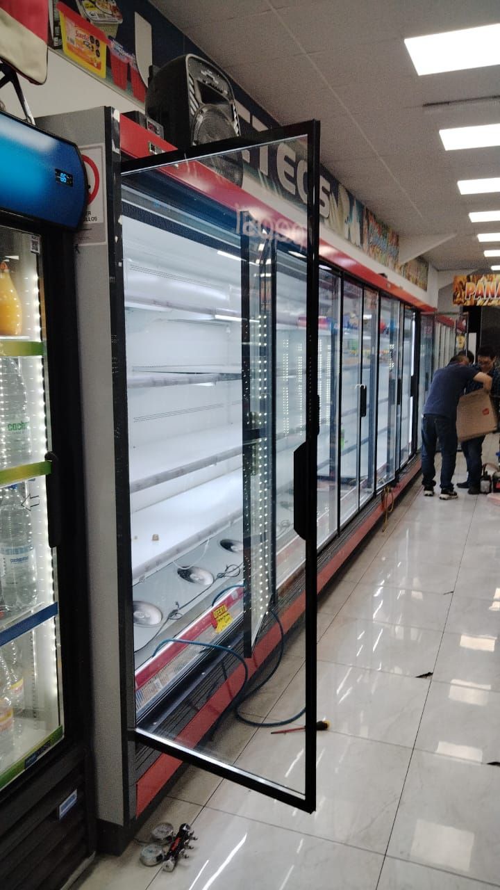 mantenimiento de neveras industriales chiller vitrinas de refrigeración