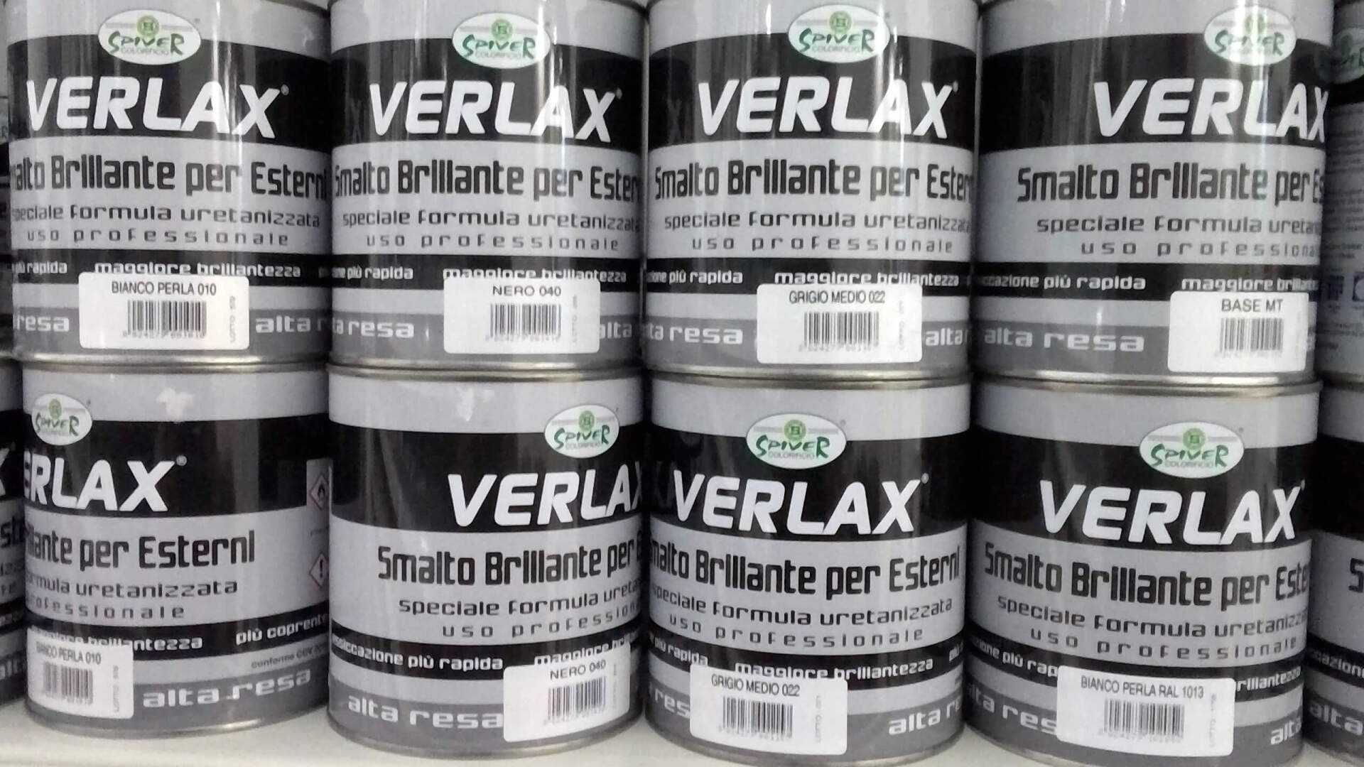 ampia gamma di colori per vernici