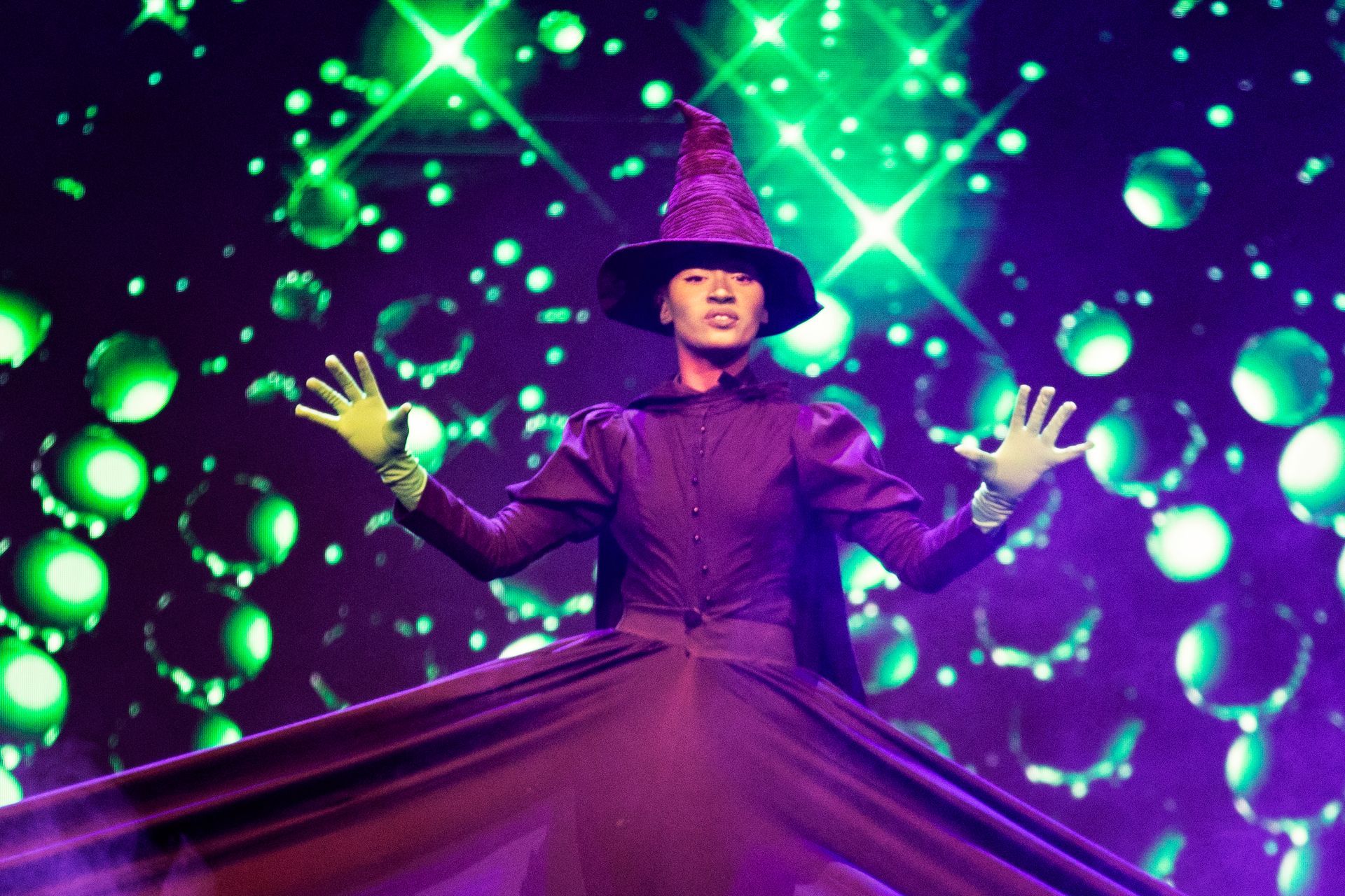 Elphaba HKSD 2025 dance showcase