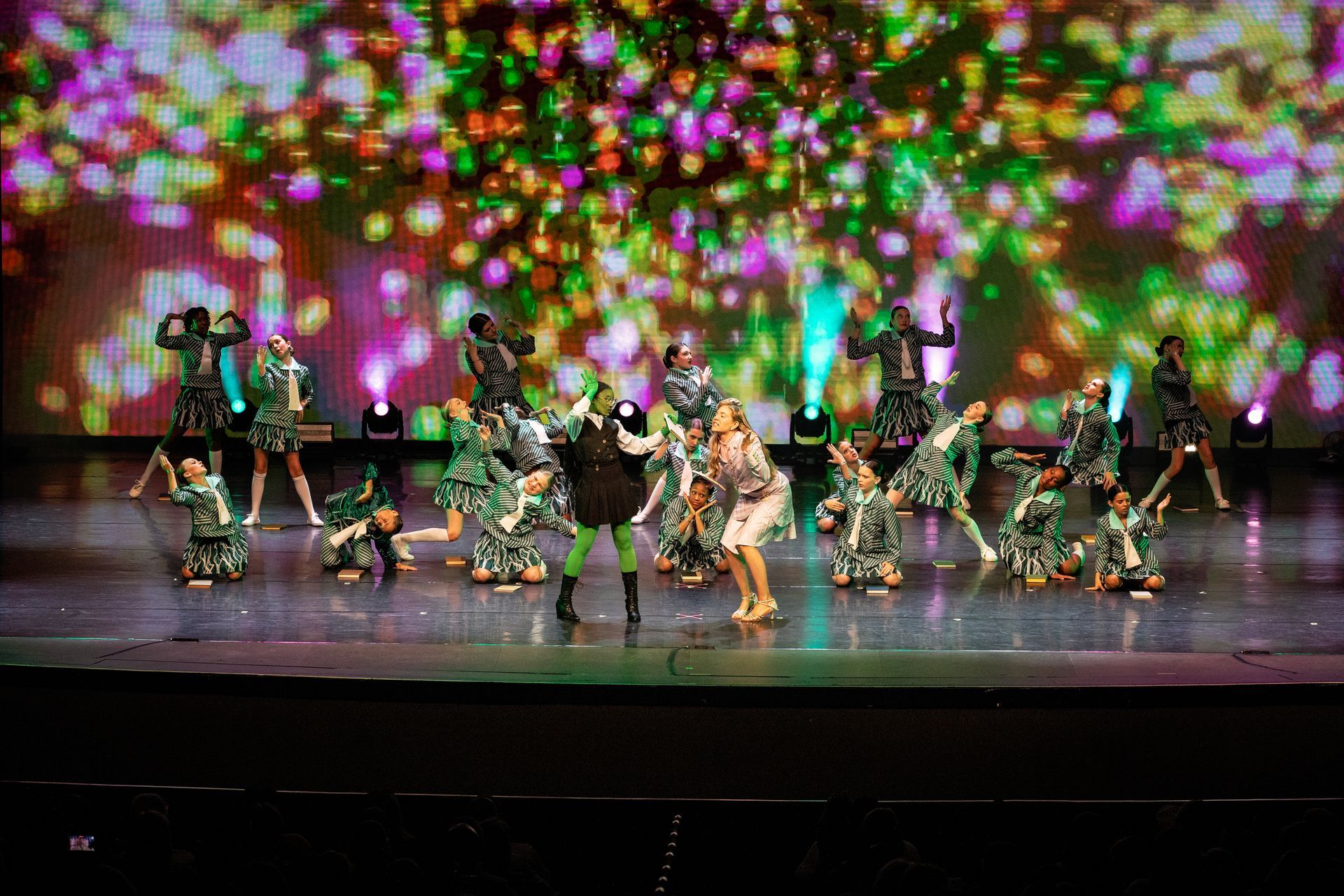Group of Ozians dance performance