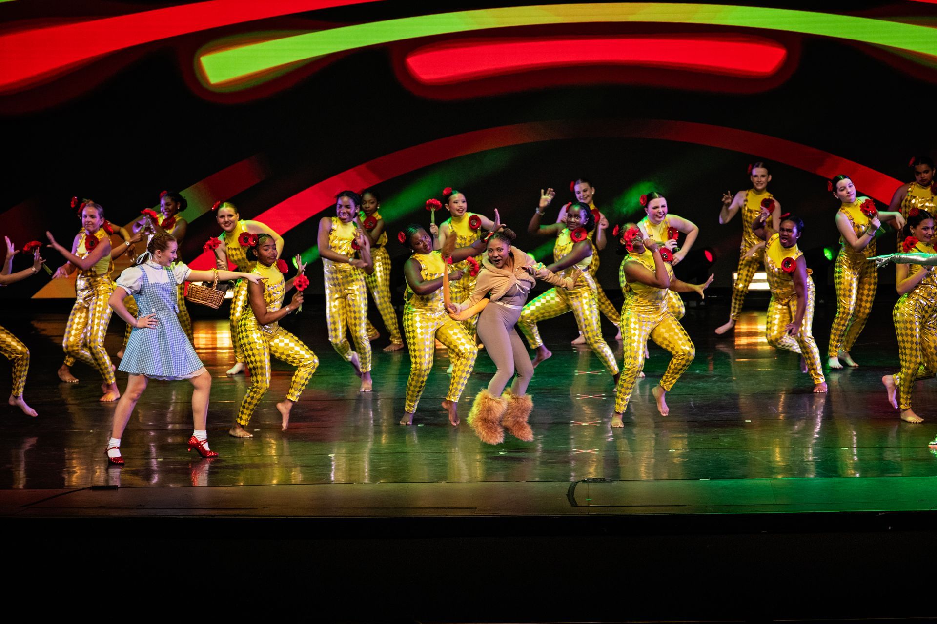Cowardly Lion centerstage dance performance