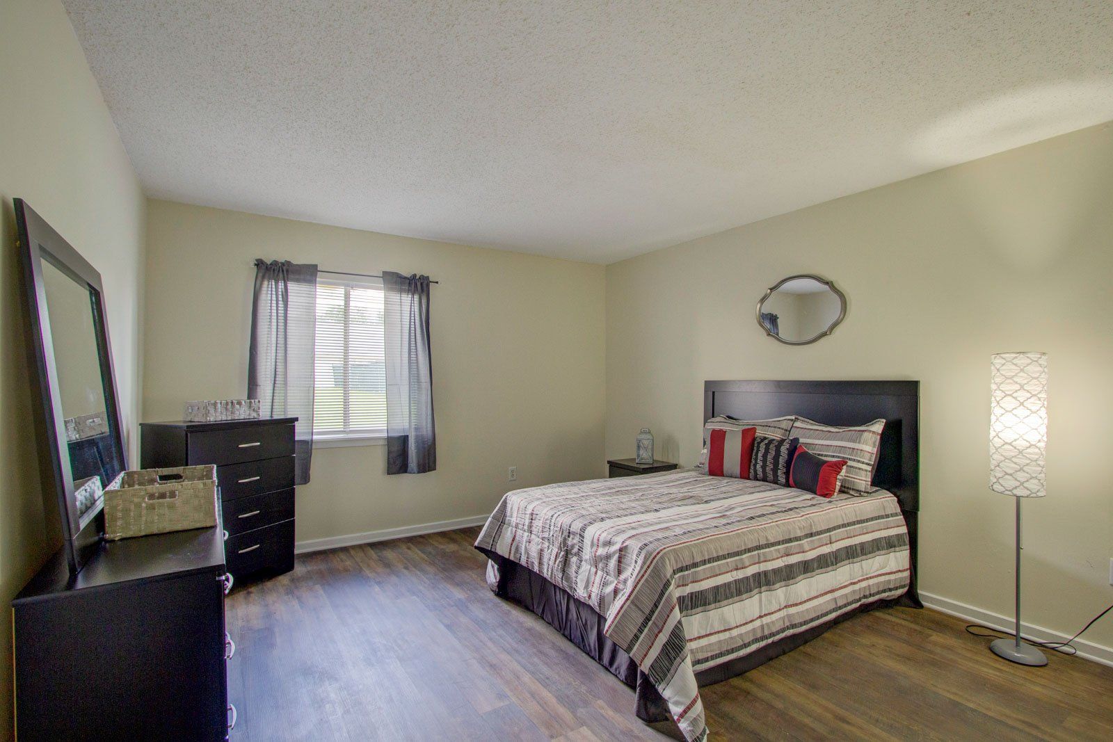 Bedroom | Melrose Apartments